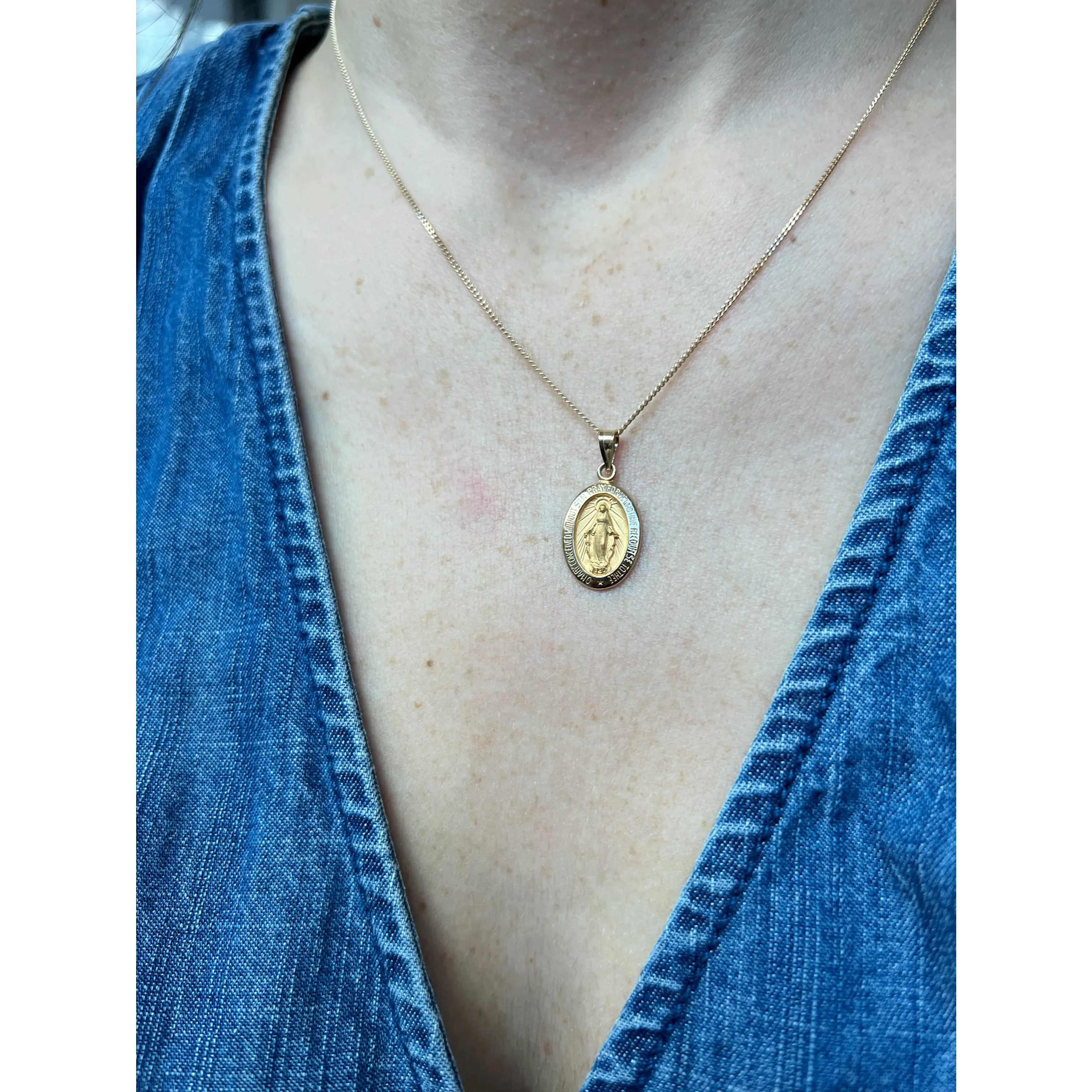 14K GOLD MIRACULOUS MEDAL | OVAL