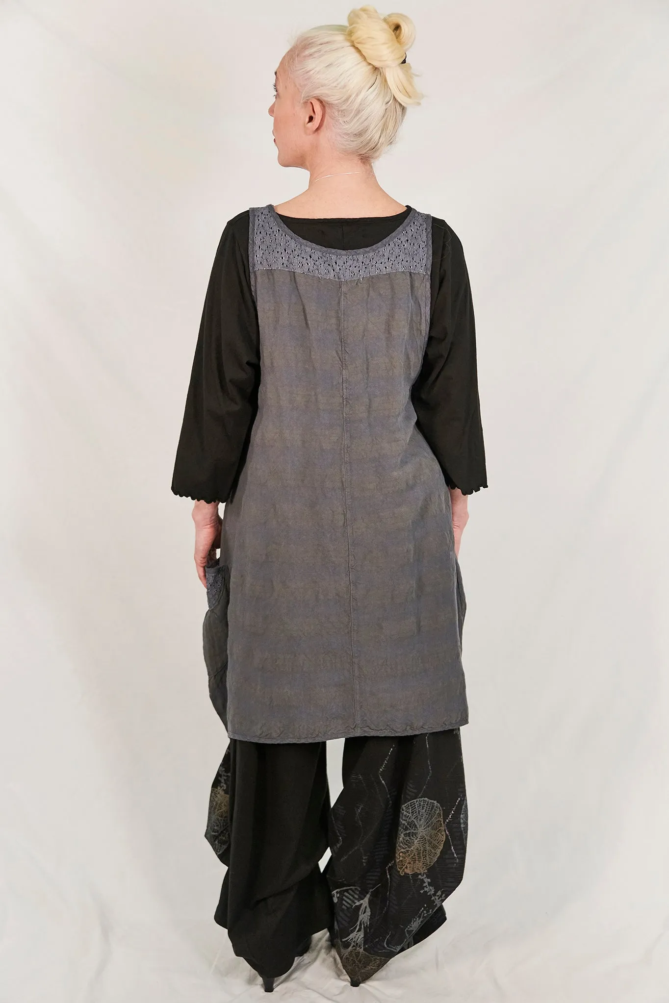 6182 Nouveau Lace Trim Shift Graycious-Daydream Garden