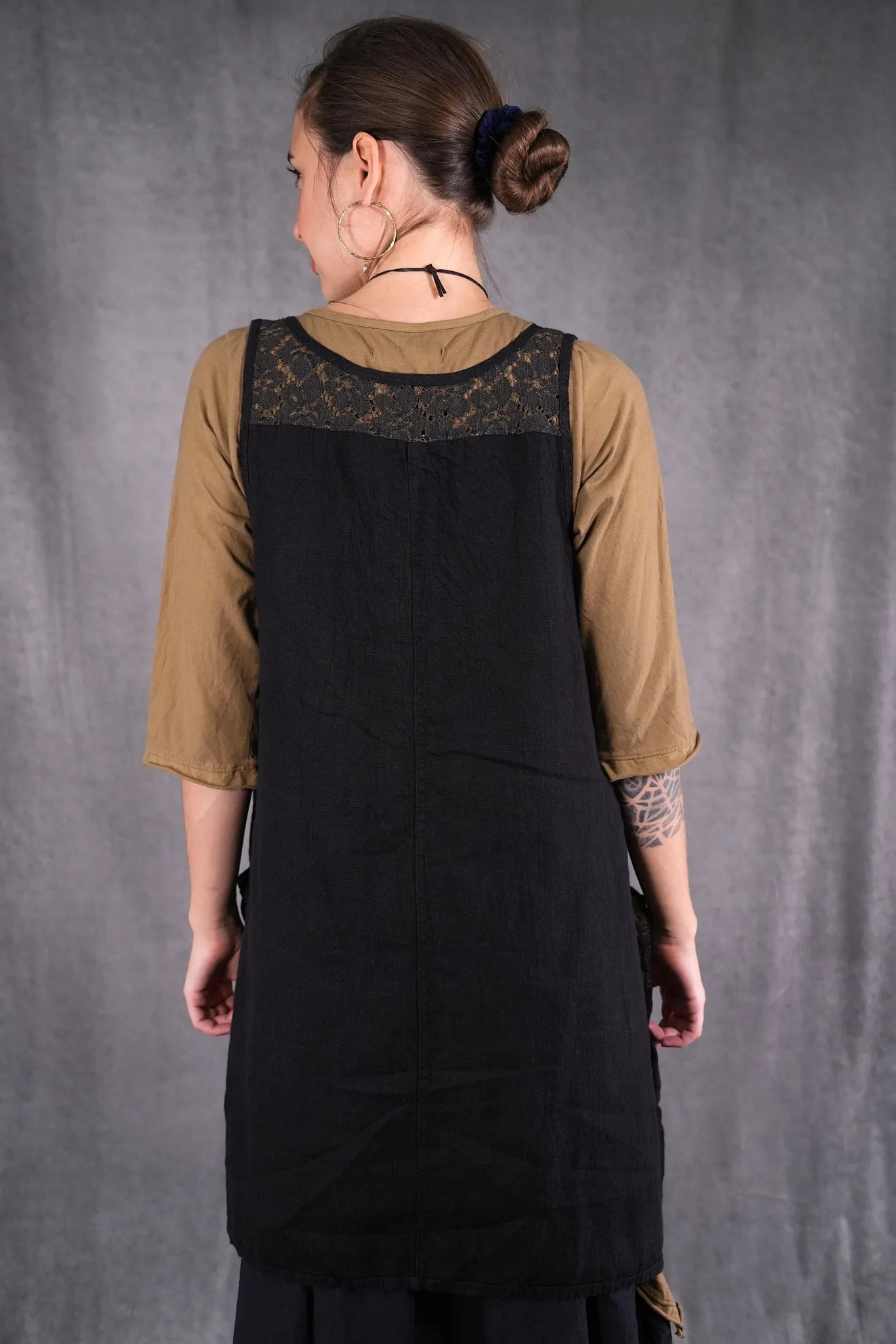 6182L- Lace Pinafore Black w/gold lace-U