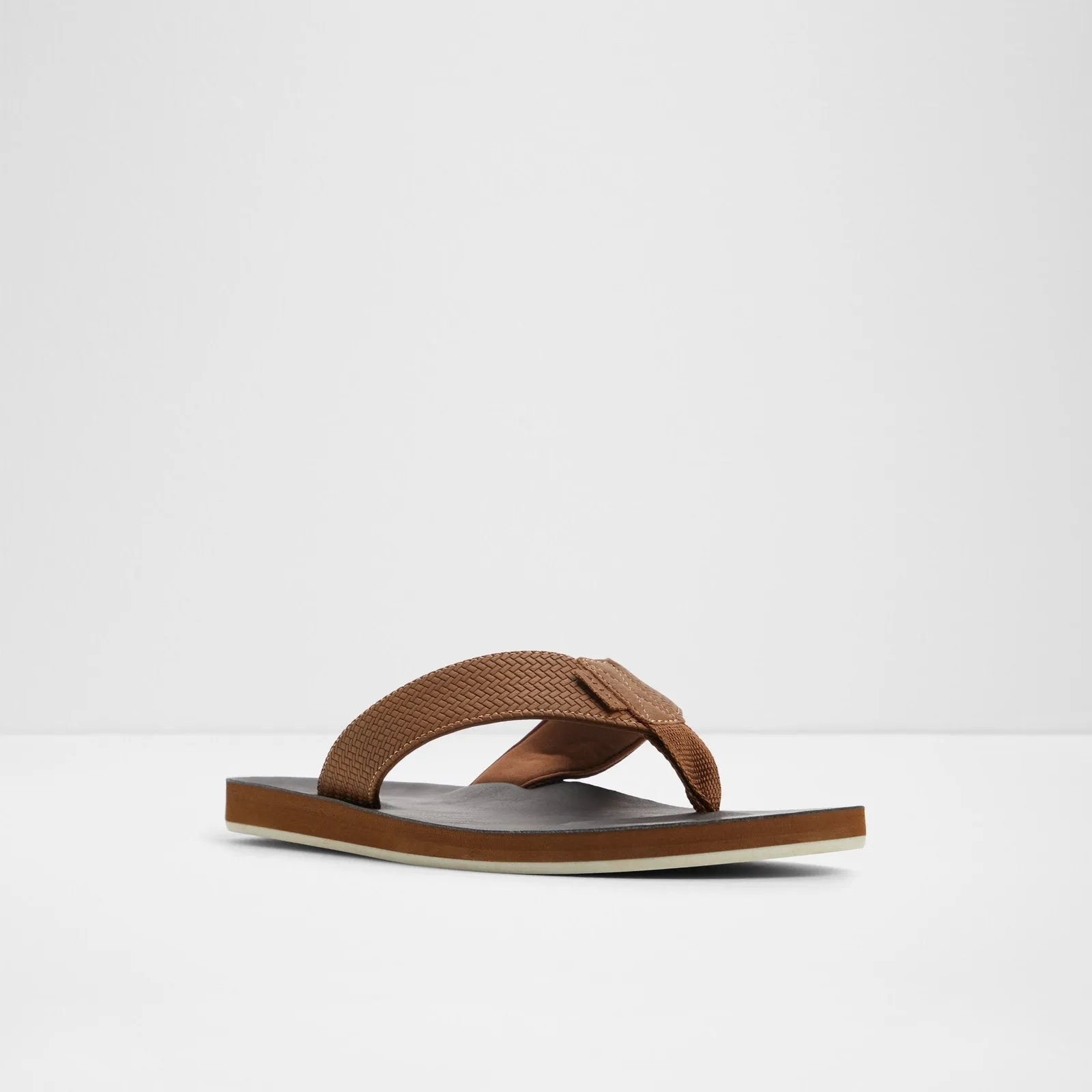 Adede / Flat Sandals