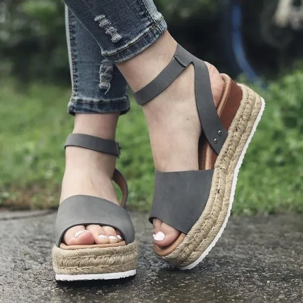 Adjustable Buckle Platform Sandals
