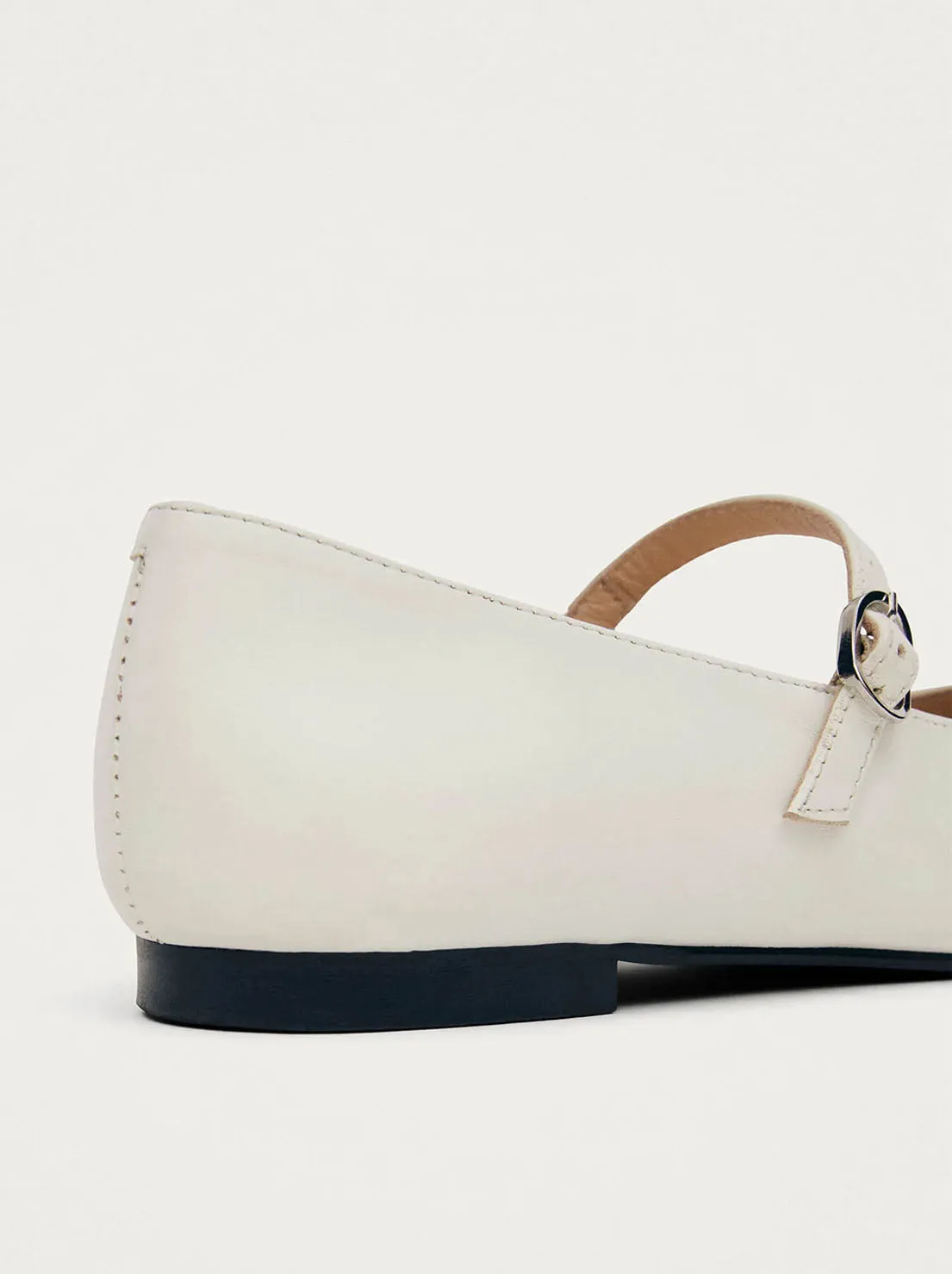 Alohas - Musa Bicolour Ballet Flat - Black / Cream