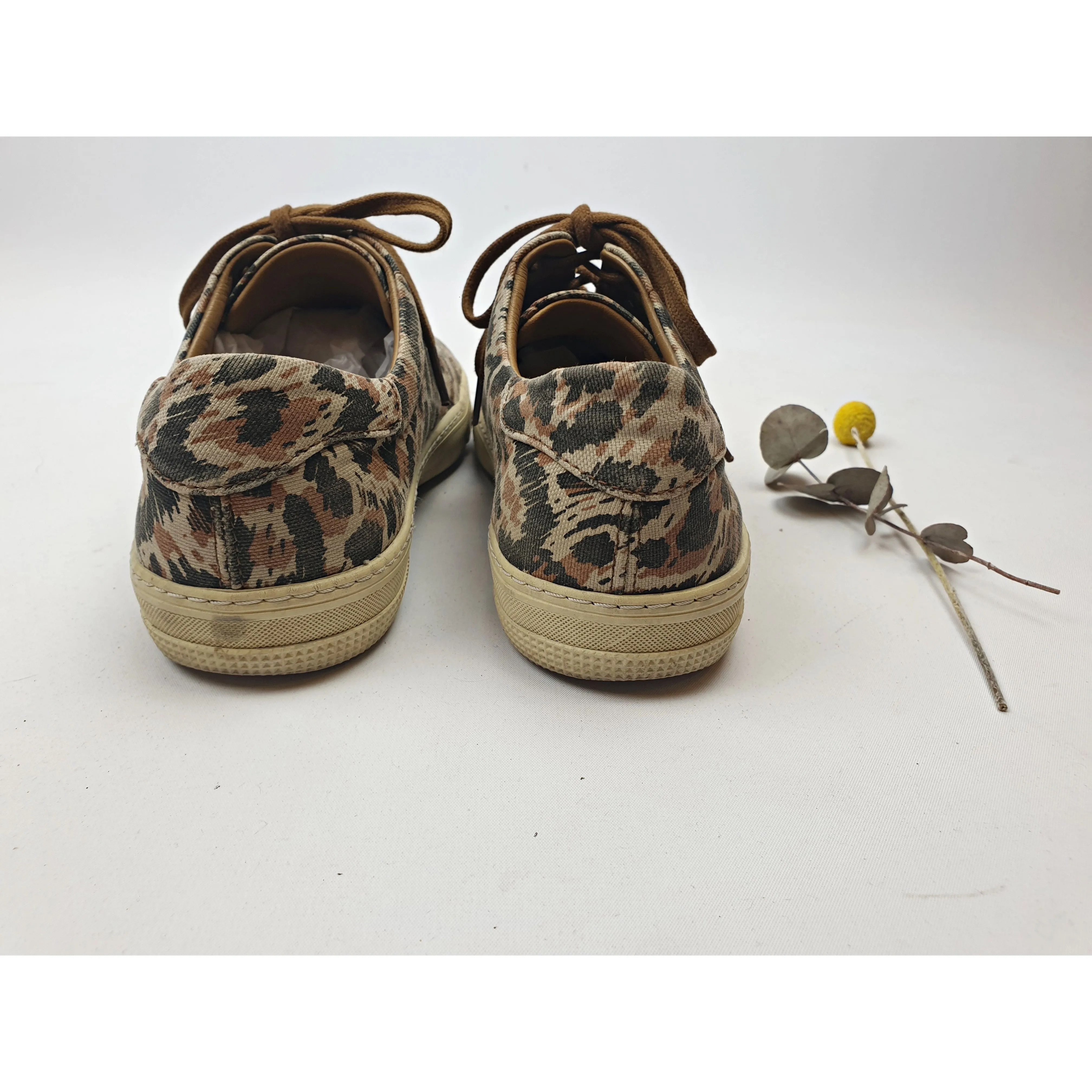 APC brown animal print canvas laceup shoes with leather lining size 38