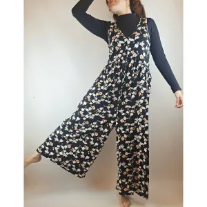 Asos second hand black sleeveless jumpsuit with floral print UK 8 /AU 10