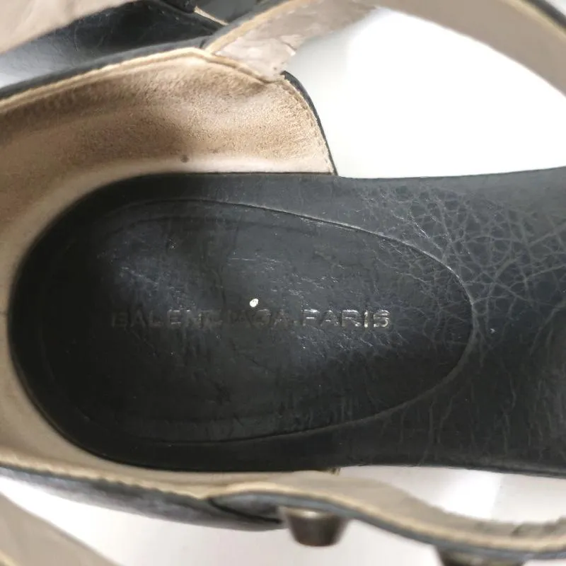 Balenciaga Studded T-Strap Sandals Dark Gray Leather Size 37.5 Flat Thong