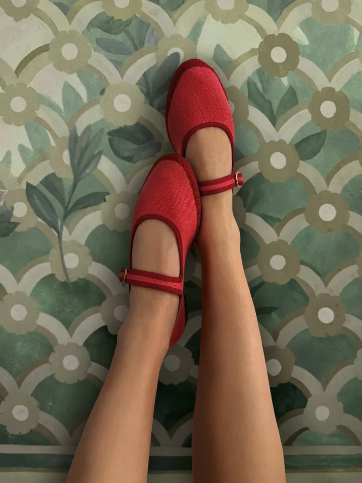 Barbara Mary Jane in Rosa
