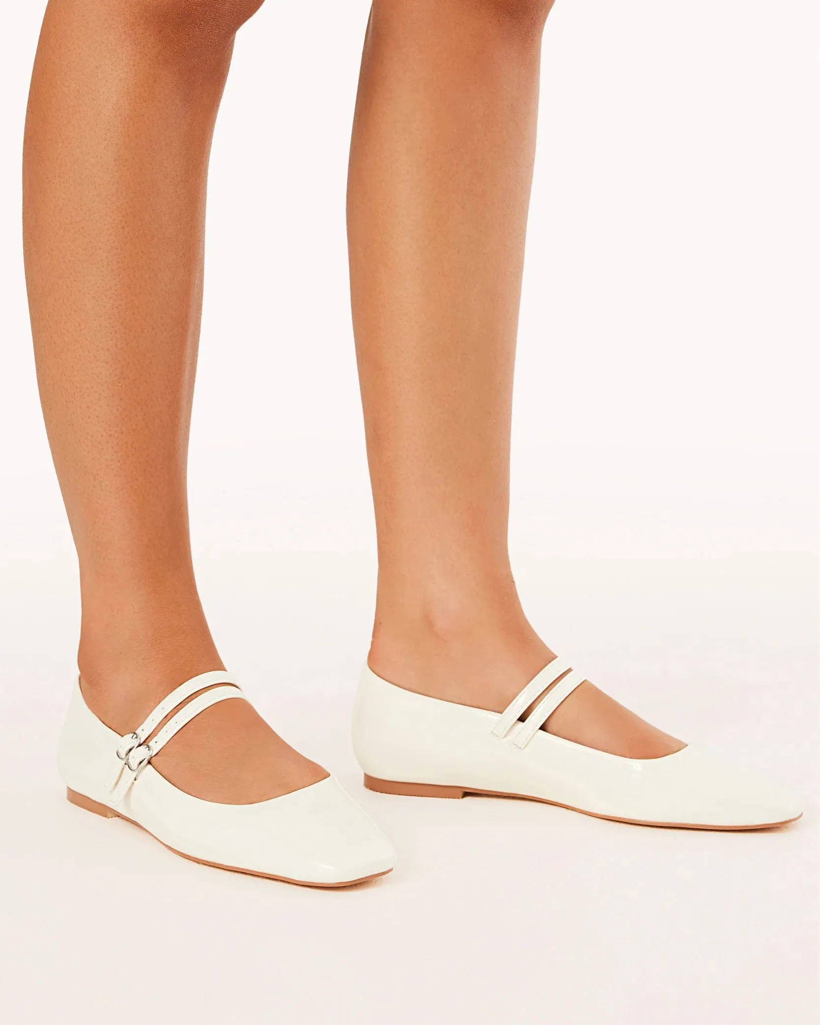 Billini Finnegan Ballet Flat - Bone Patent