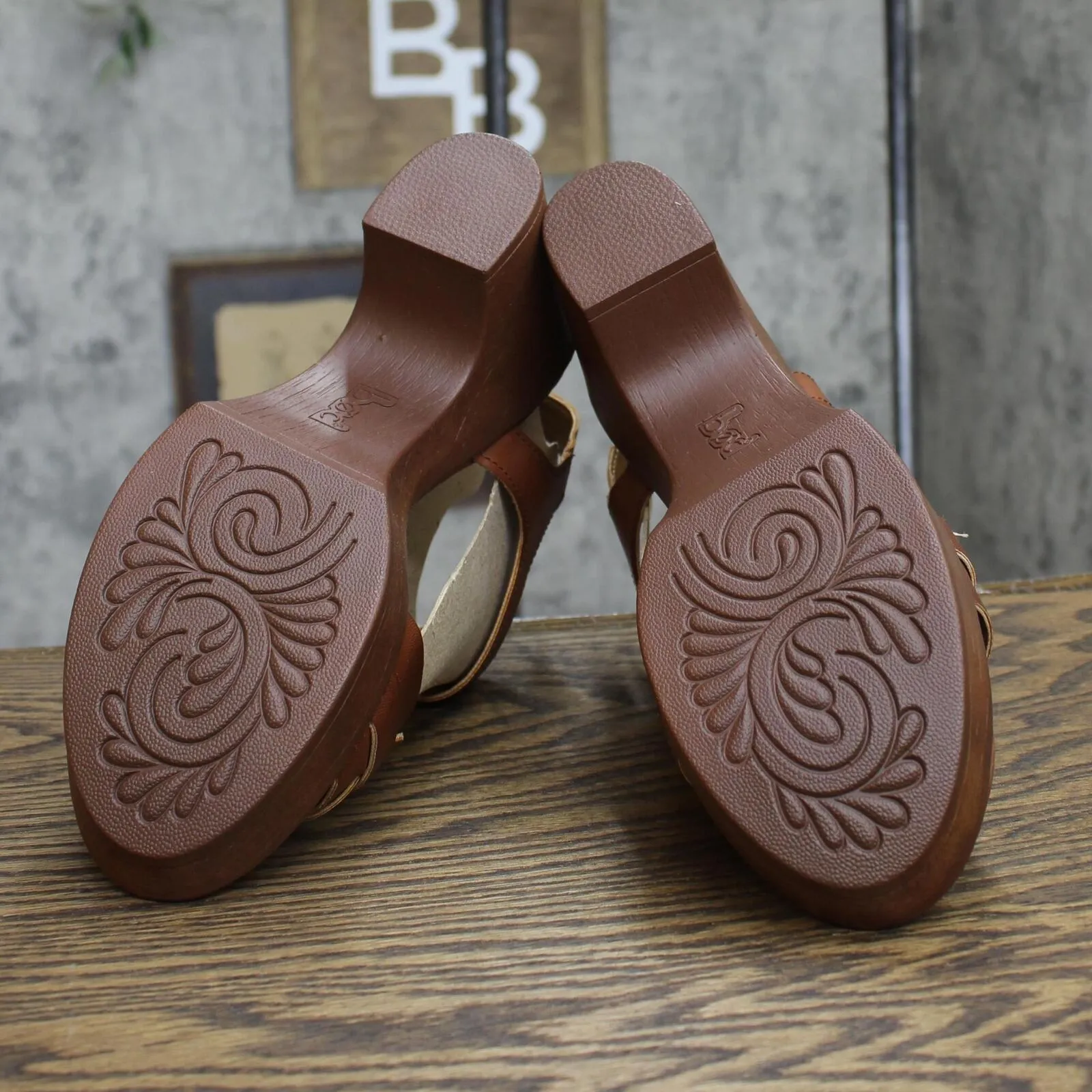 B.o.c. Women's Gigi Comfort Strap Heeled Sandals BC0012106 Brown 10M