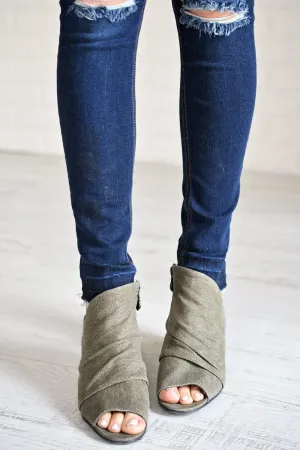 Bonnie Peep Toe Wedges