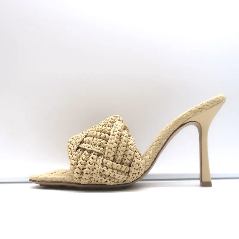 Bottega Veneta Lido Intrecciato Raffia Mules Beige Size 38.5 Open Toe Sandal NEW