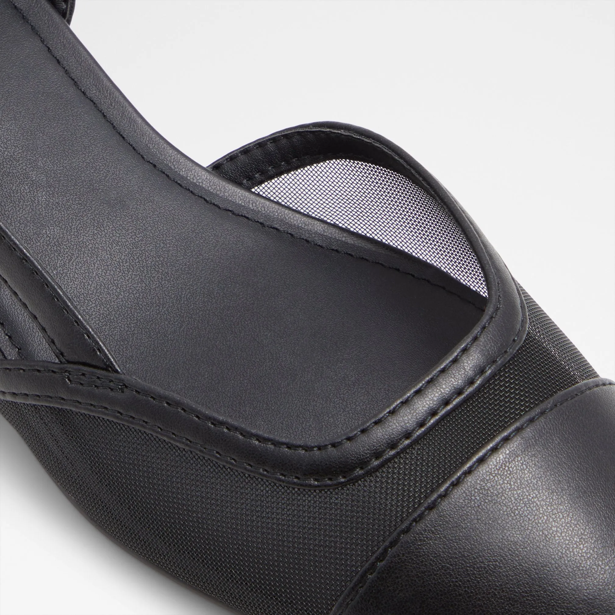 Clementinne / Heeled Shoes