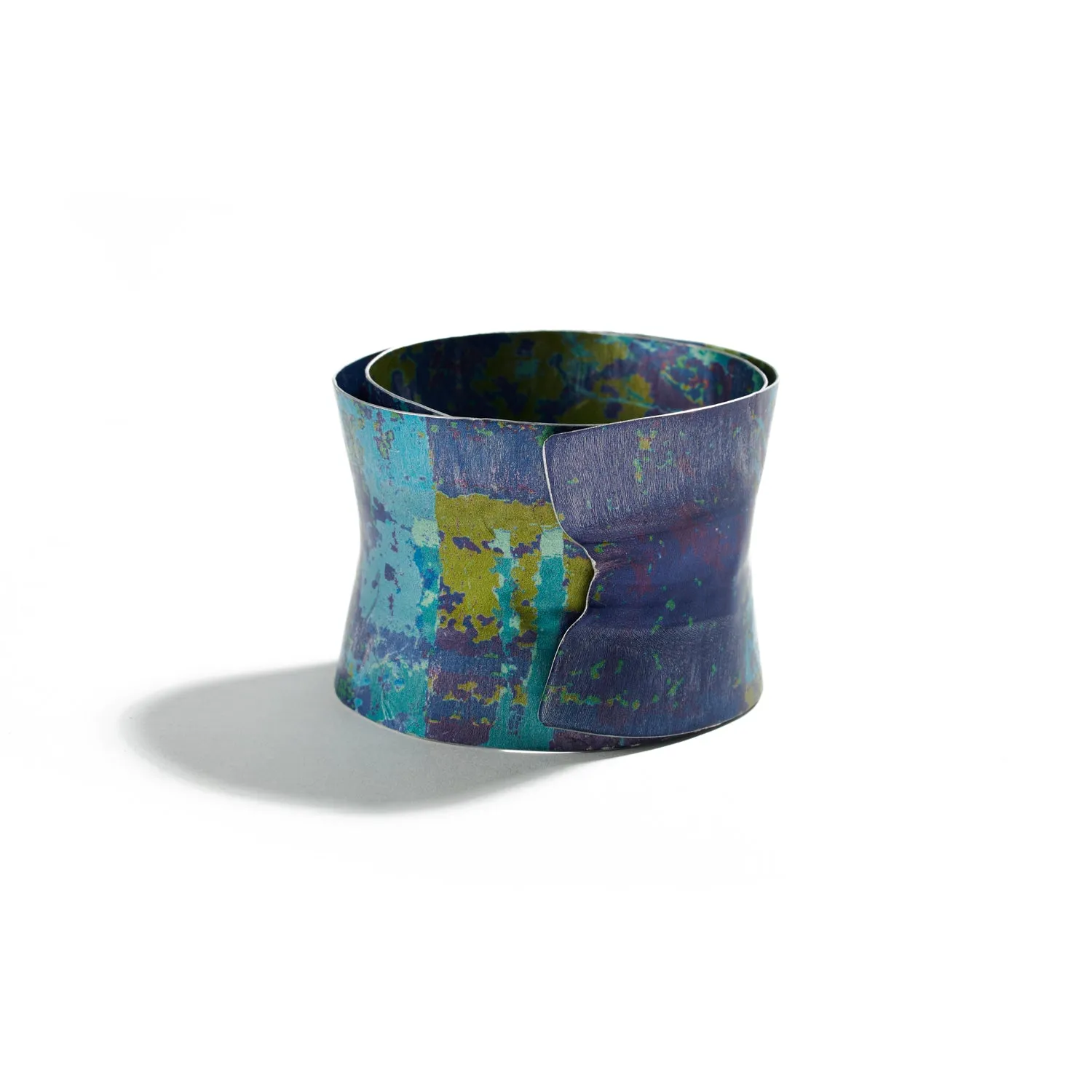 Crazed Fluted Bangle in Blue