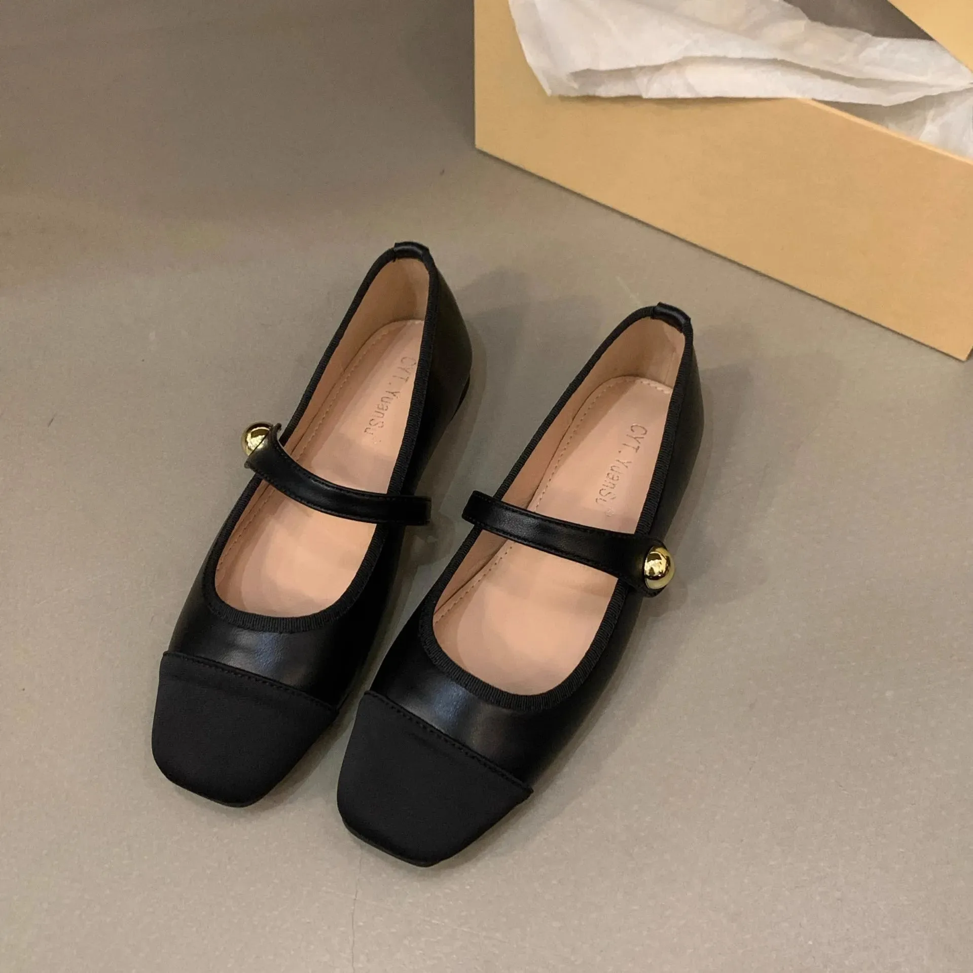 Flat Shoes Fashionable and Versatile Square Toe French Mary Jane Shoes Women New Summer Soft Soled Beanie Shoes Women