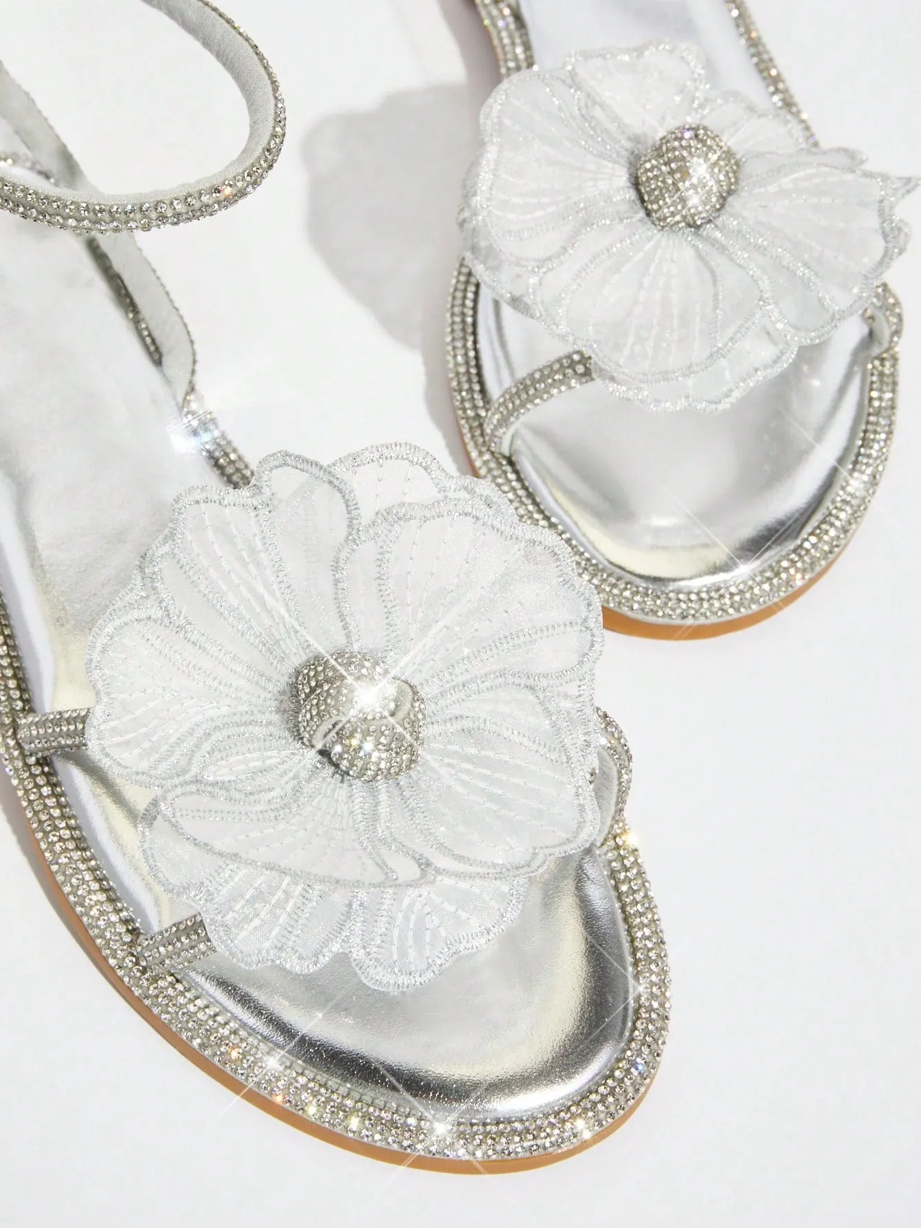 Floral Rhinestone Decorated Flat Sandals