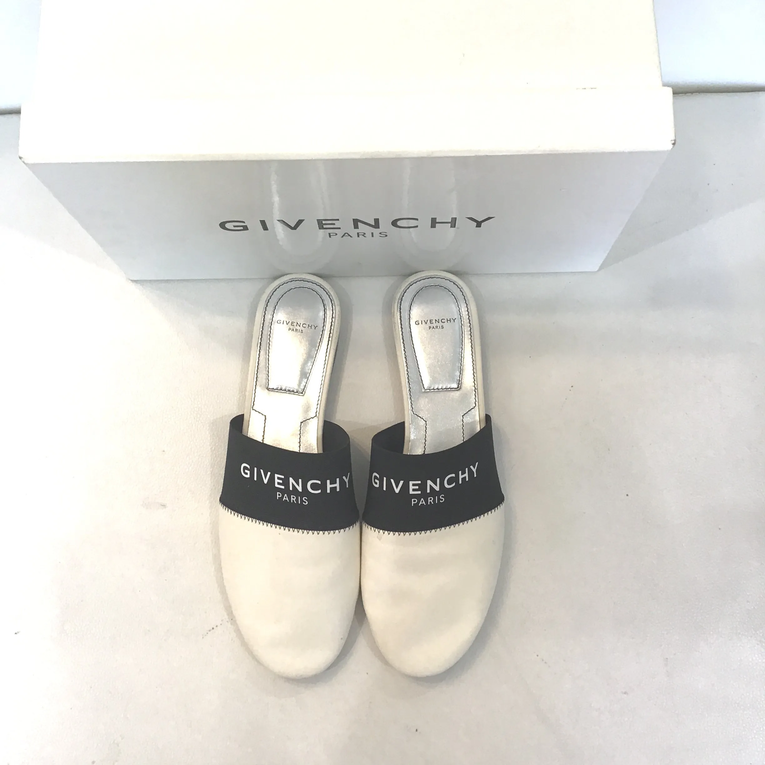 GIVENCHY Beige Bedford Flat Nappa Leather Mules Size 38.5