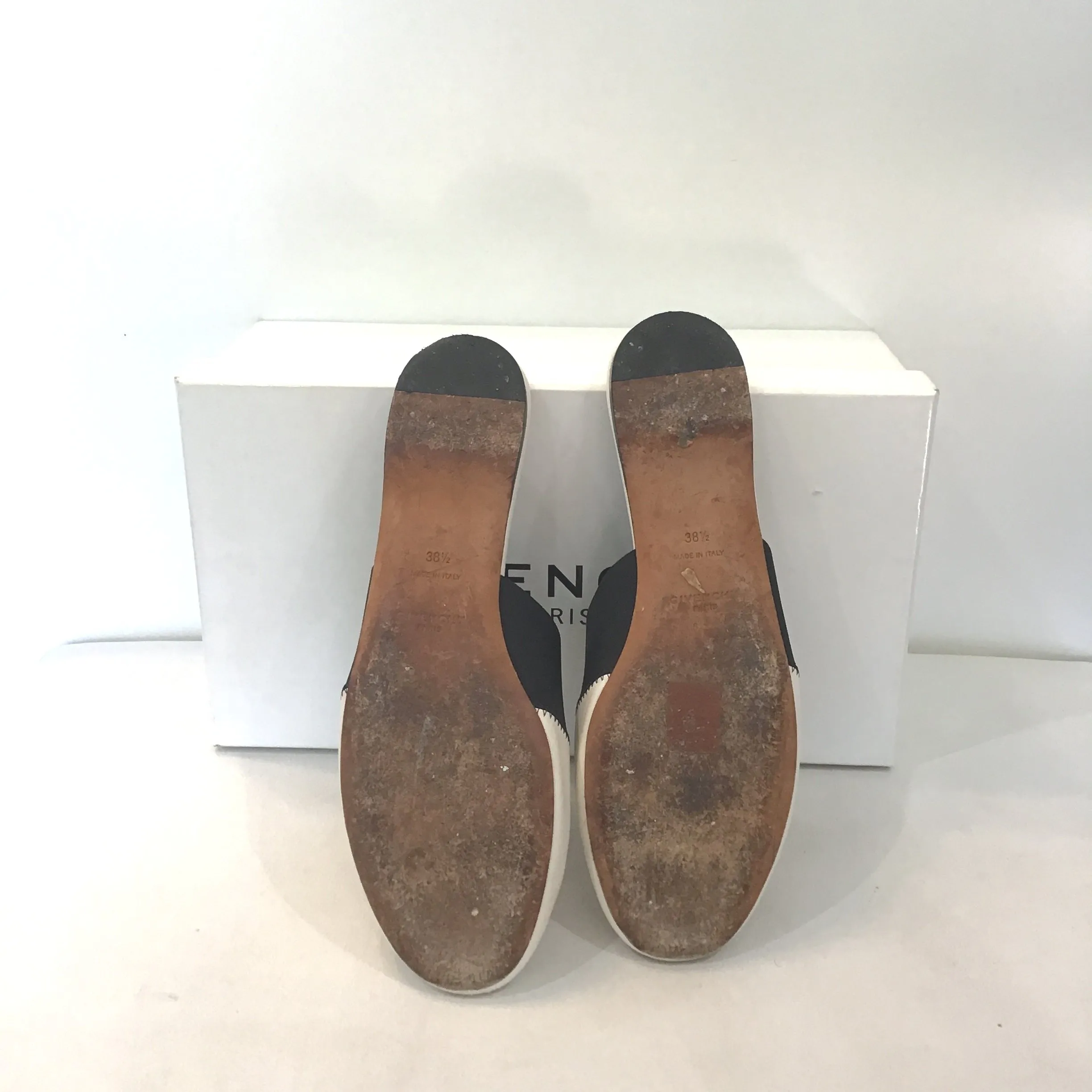 GIVENCHY Beige Bedford Flat Nappa Leather Mules Size 38.5