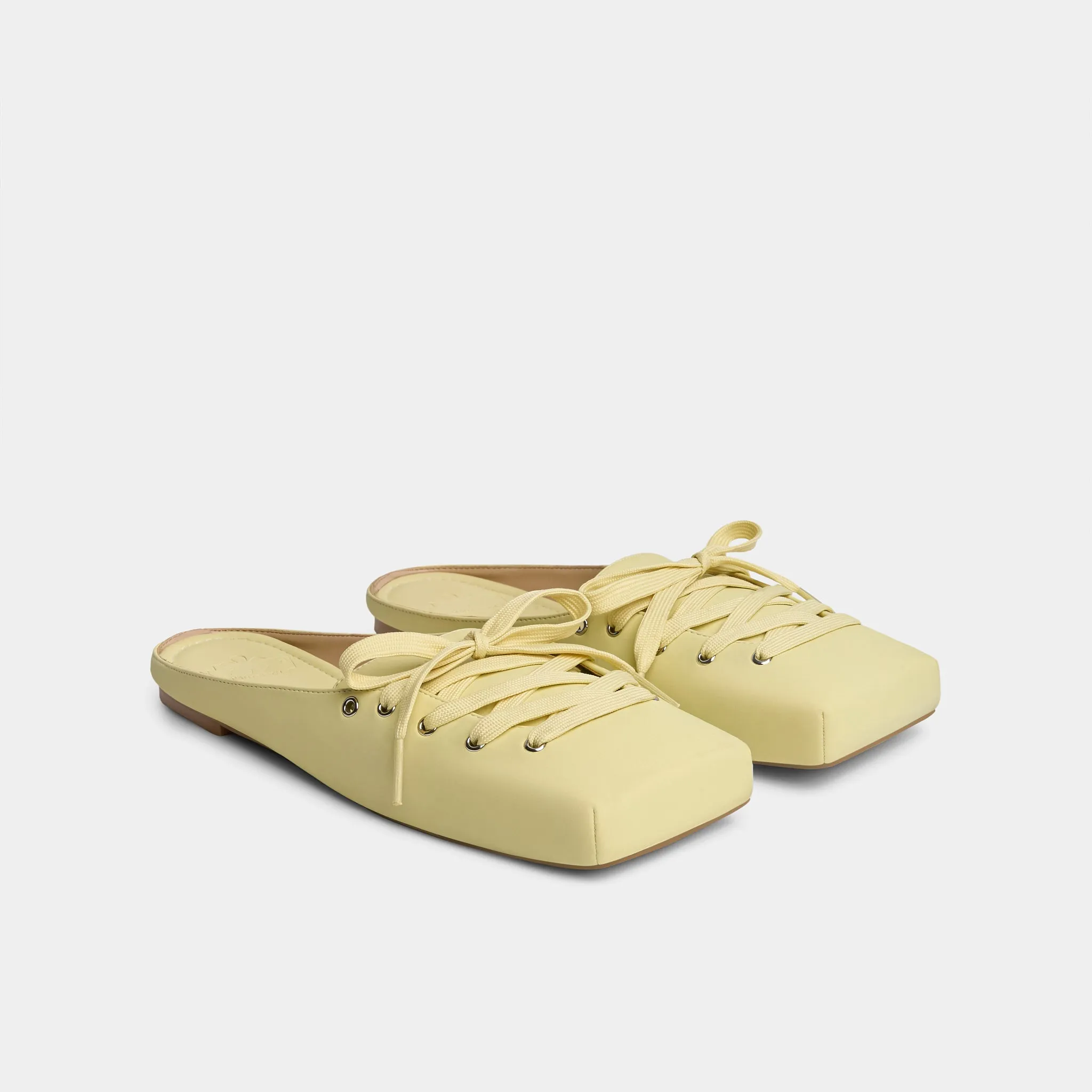 Giày middle ballet flat mules màu Vàng bơ