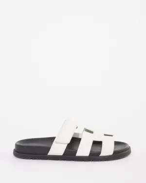 Hermès White Leather Chypre Sandals - 40.5