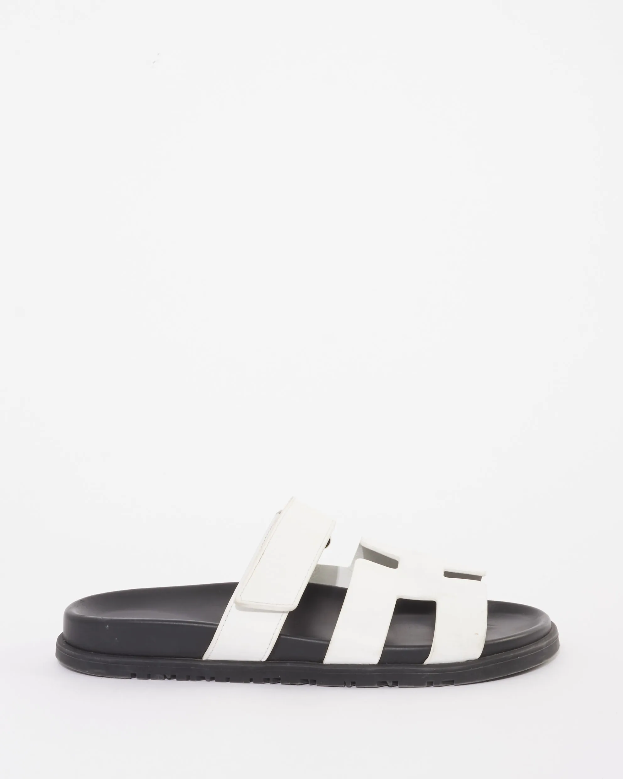 Hermès White Leather Chypre Sandals - 40.5