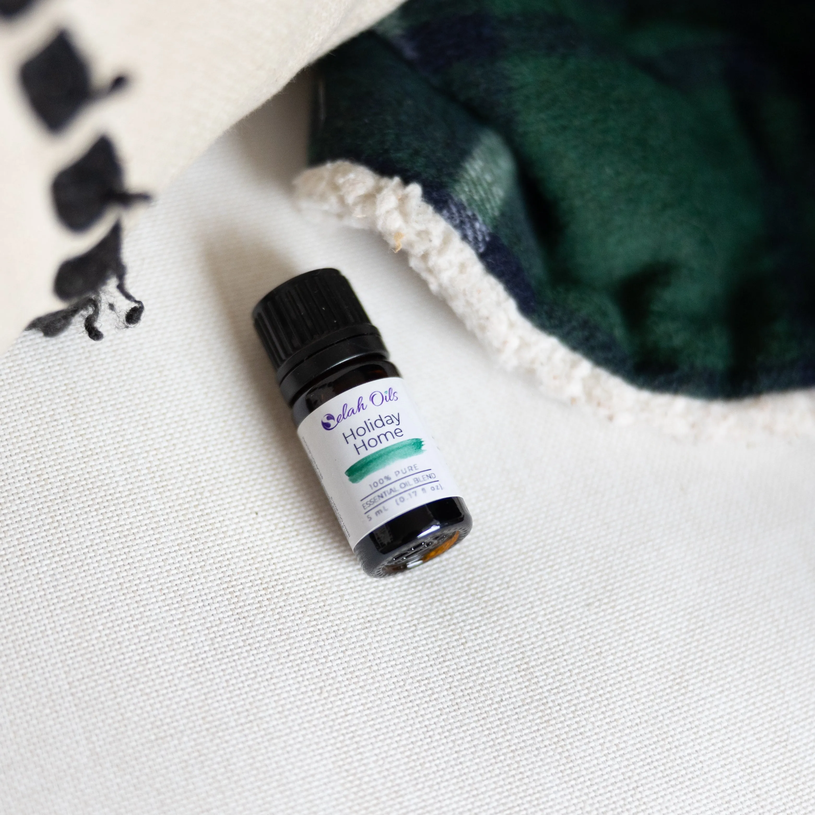 Holiday Home Essential Oil Blend