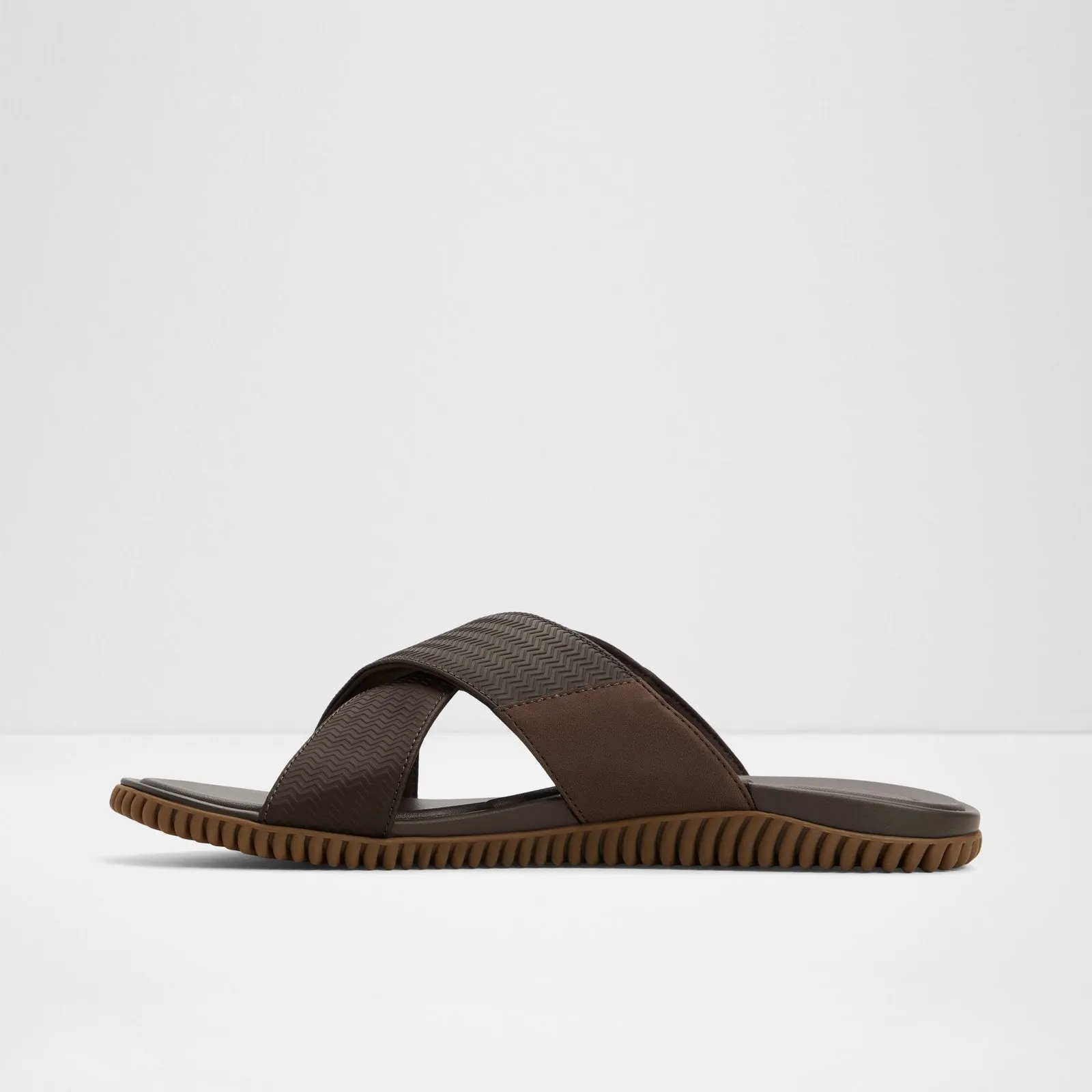 Kedon / Flat Sandals