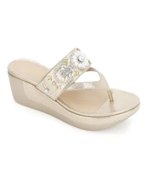 Kenneth Cole Reaction Women's Pepea Cross Glam Sandals RLF0039MT Soft Gold 5M