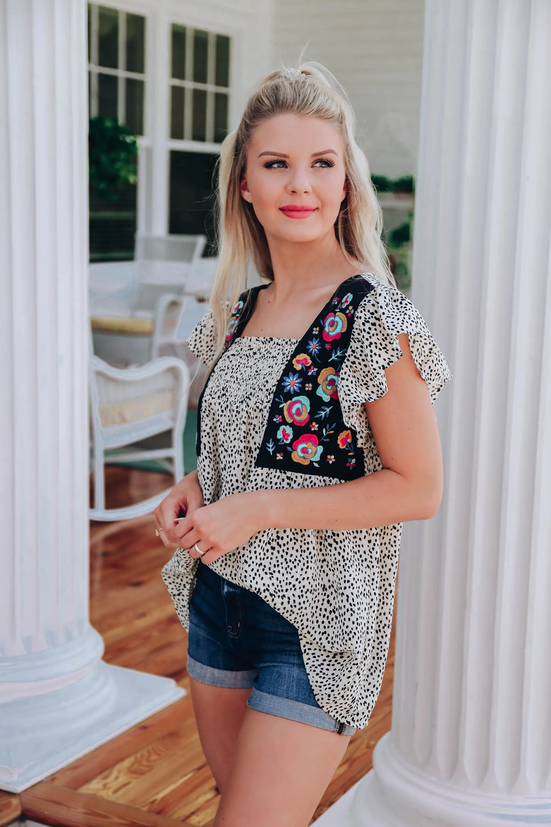 Lillian Embroidered Blouse S-3X