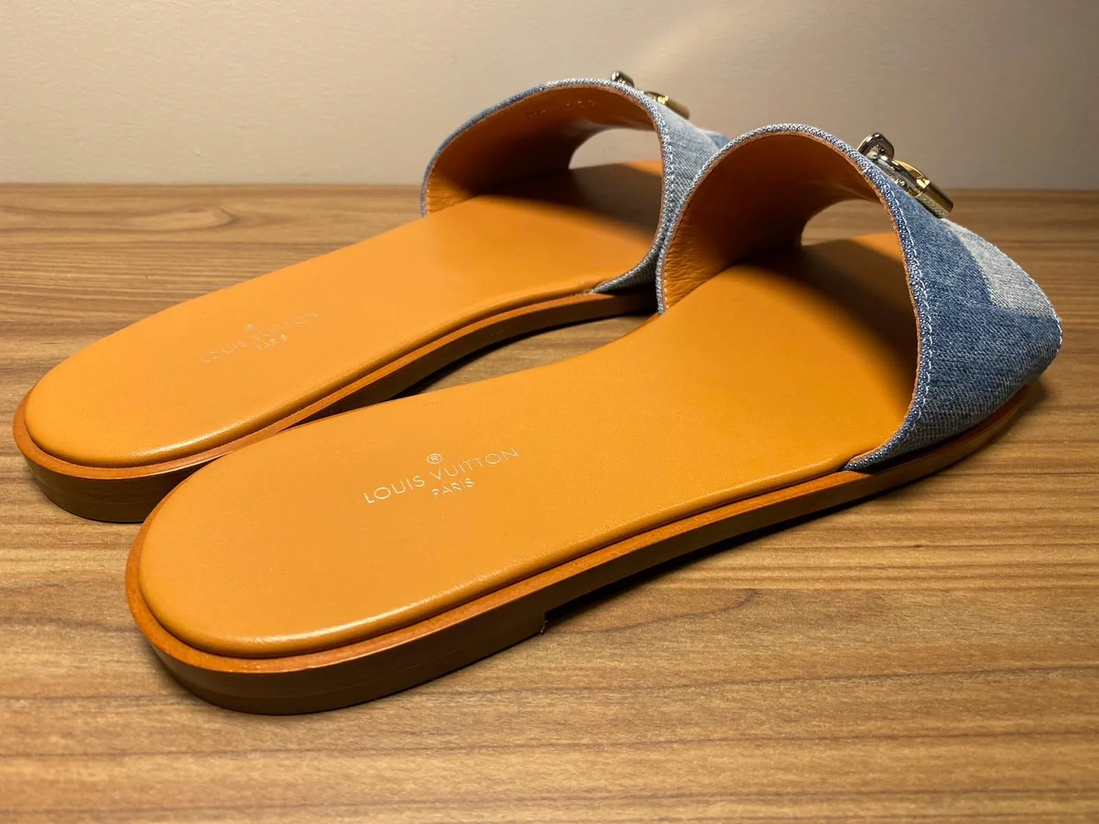 Lock It Flat Mule
