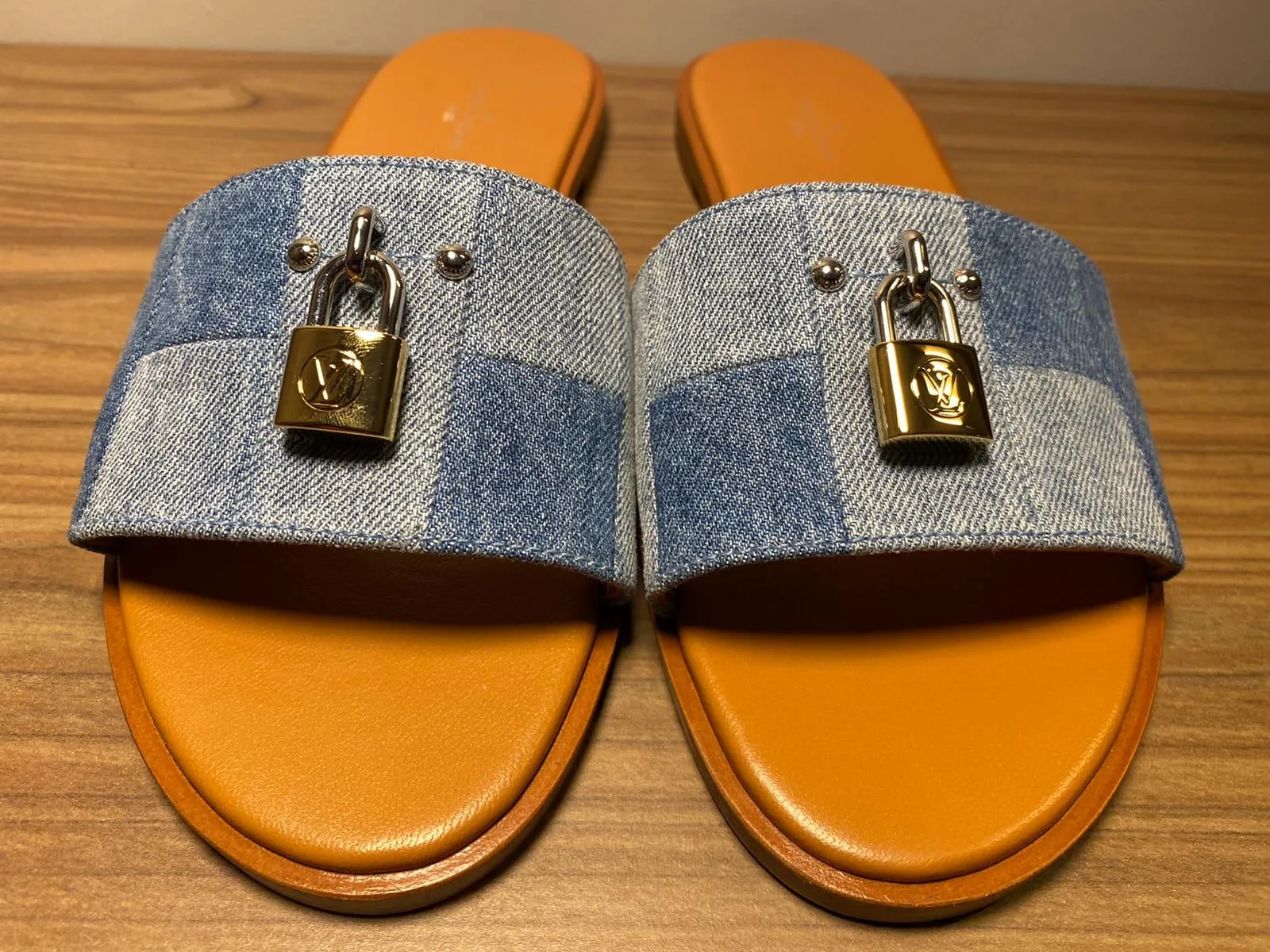 Lock It Flat Mule
