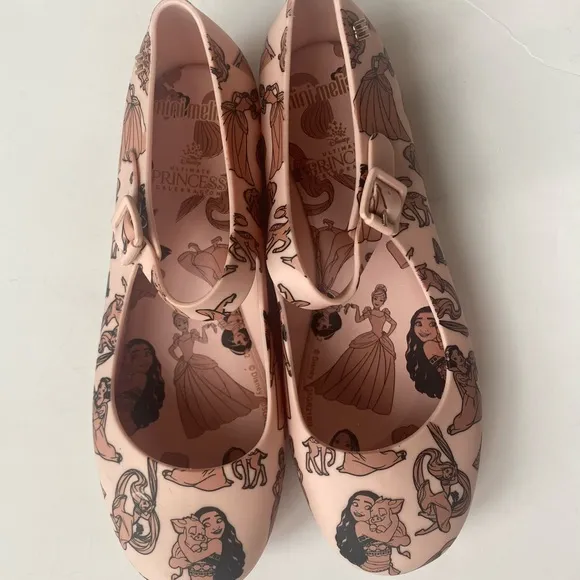 MINI MELISSA Disney Princess Mary Janes size 3. Cinderella,Moana,Ariel jasmine