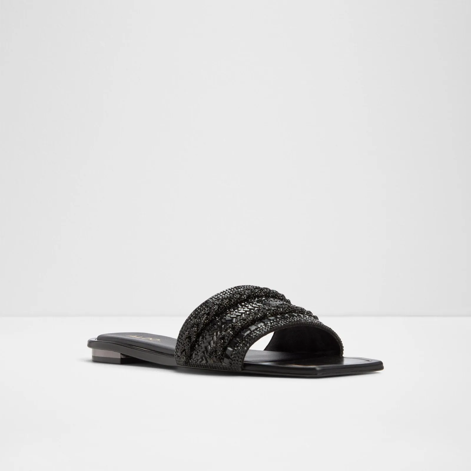 Navalia / Flat Sandals