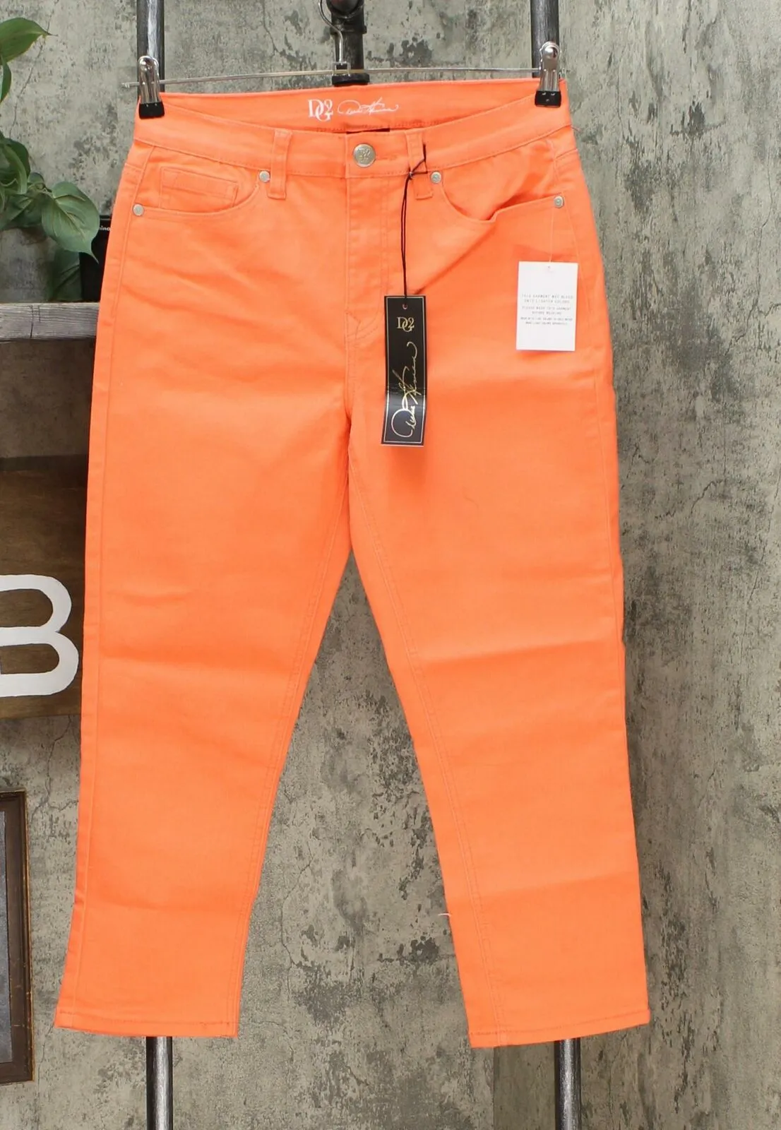 NWT DG2 By Diane Gilman Womens Virtual Stretch Cropped Skinny Jean. 603955 6