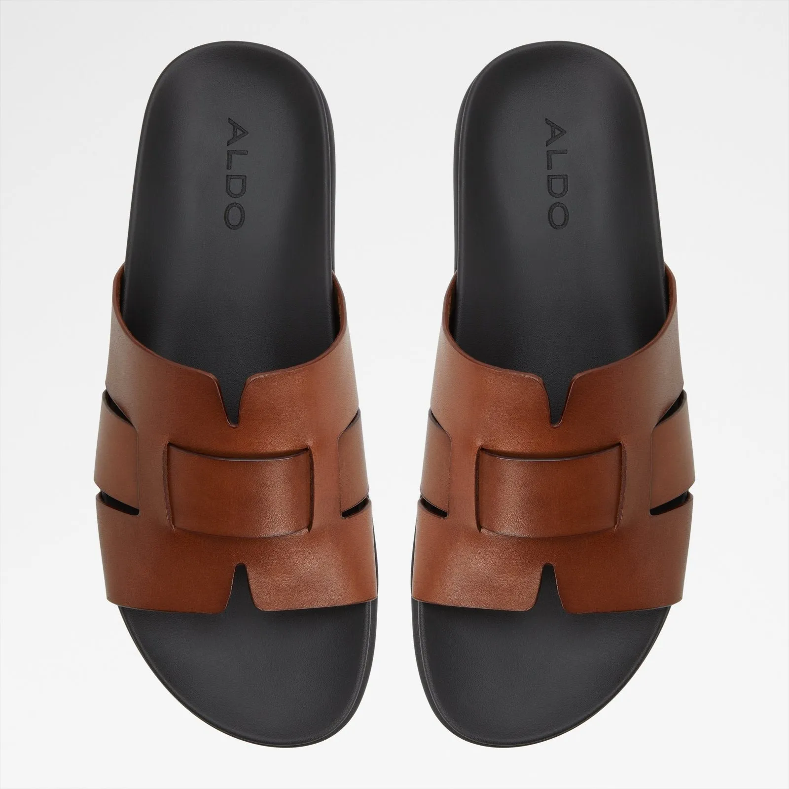 Padien / Flat Sandals
