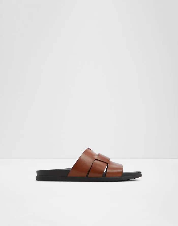 Padien / Flat Sandals
