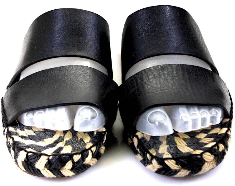 Proenza Schouler NY. Black/Beige Leather Striped Flat Sandals SZ 8.5