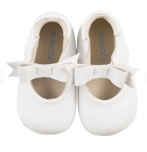 Robeez Sofia First Kicks - White