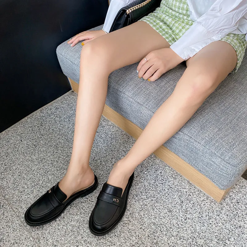 Round toe flat mules