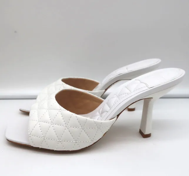 Schutz Fryda Mules White Quilted Leather Size 9 Open Toe Sandals NEW