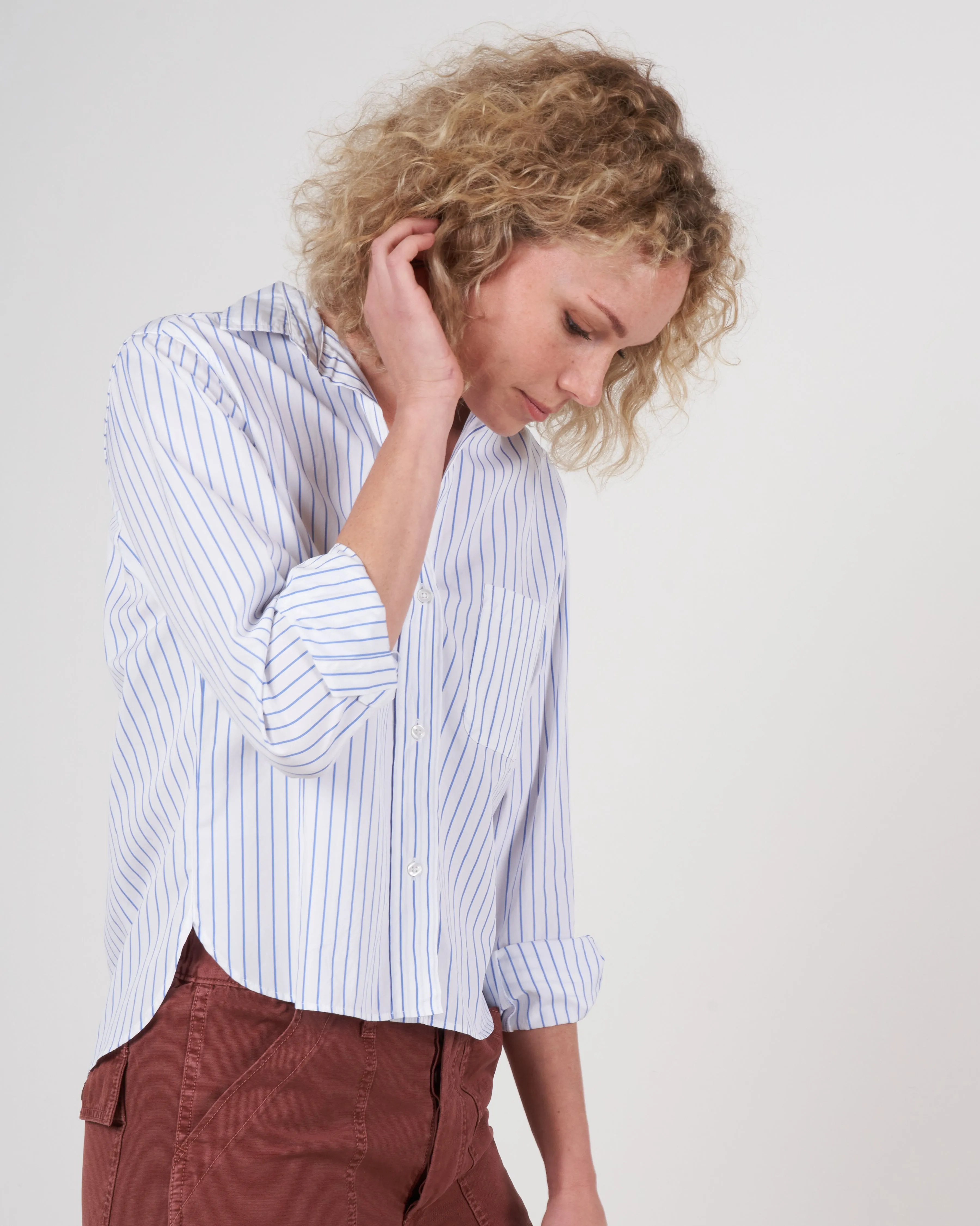 silvio button up - white w/ blue stripe
