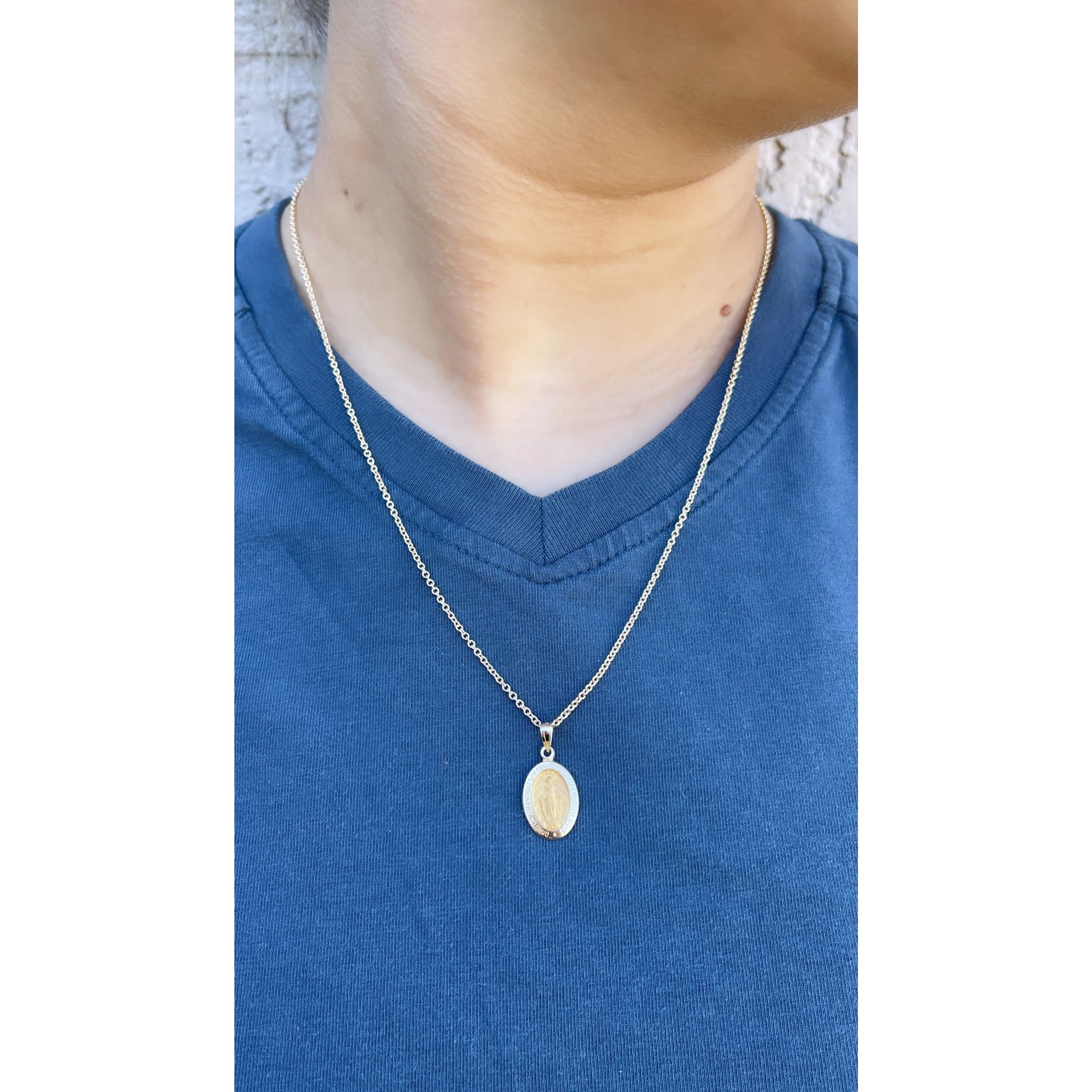 SOLID 14K GOLD MIRACULOUS MEDAL | OVAL