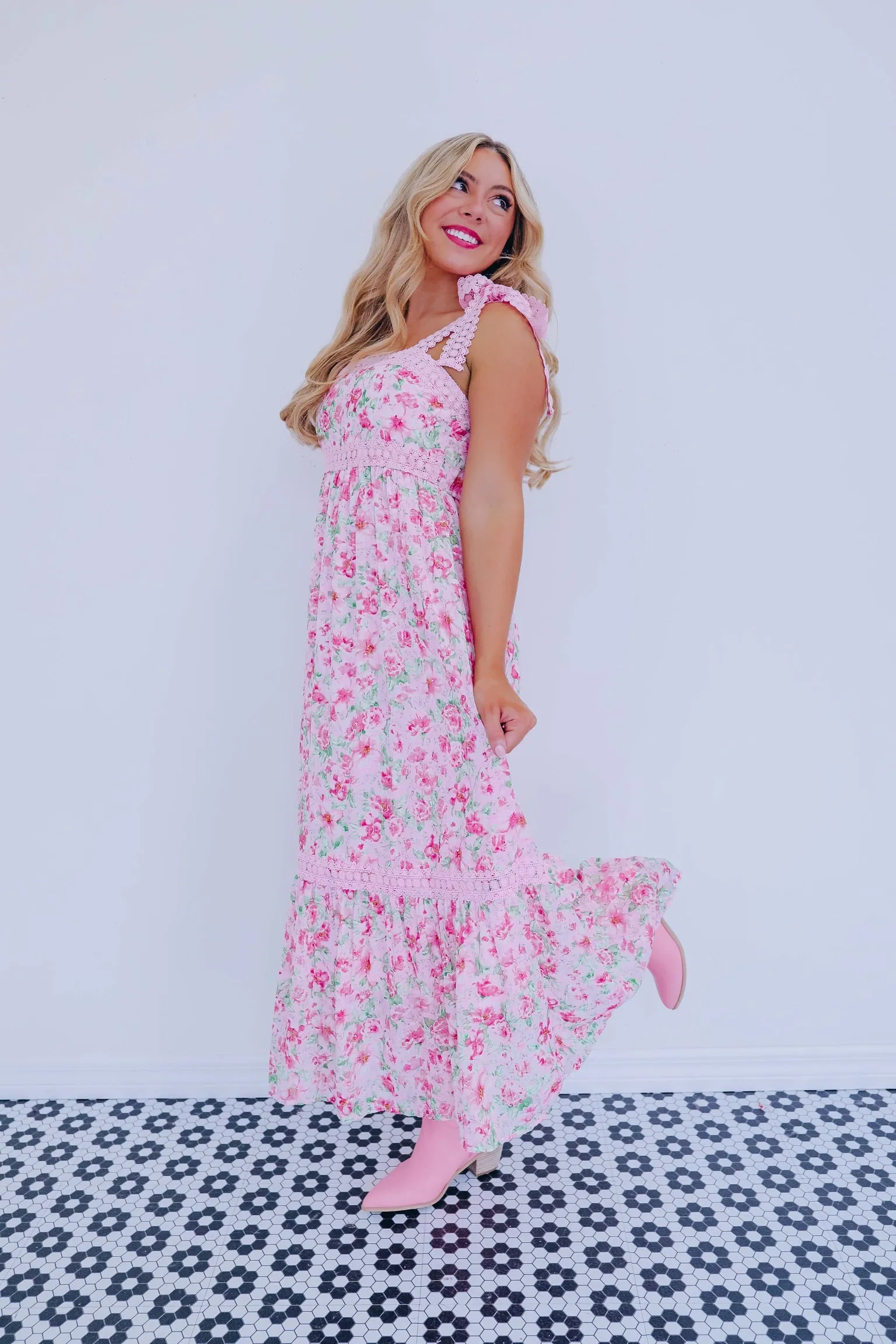 Spring Floral Maxi Dress - Pink