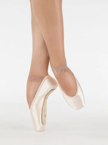 Suffolk Royale Standard Pointe Shoe size 6-4X