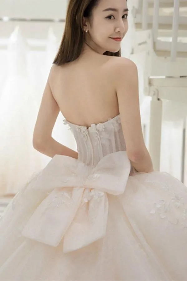 Sweetheart Appliques Bowknot A-Line Floor-Length Wedding Dress WD099