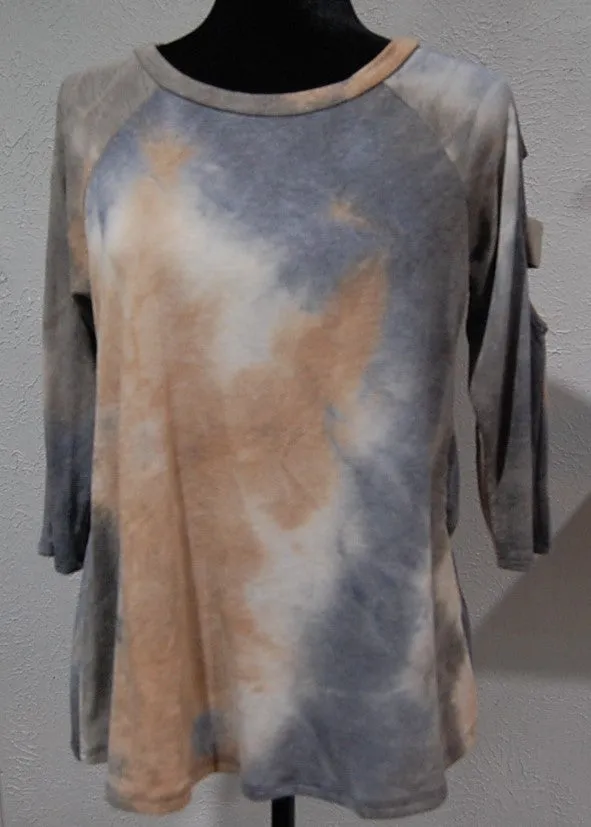 Top - Long sleeve lattice cut-out