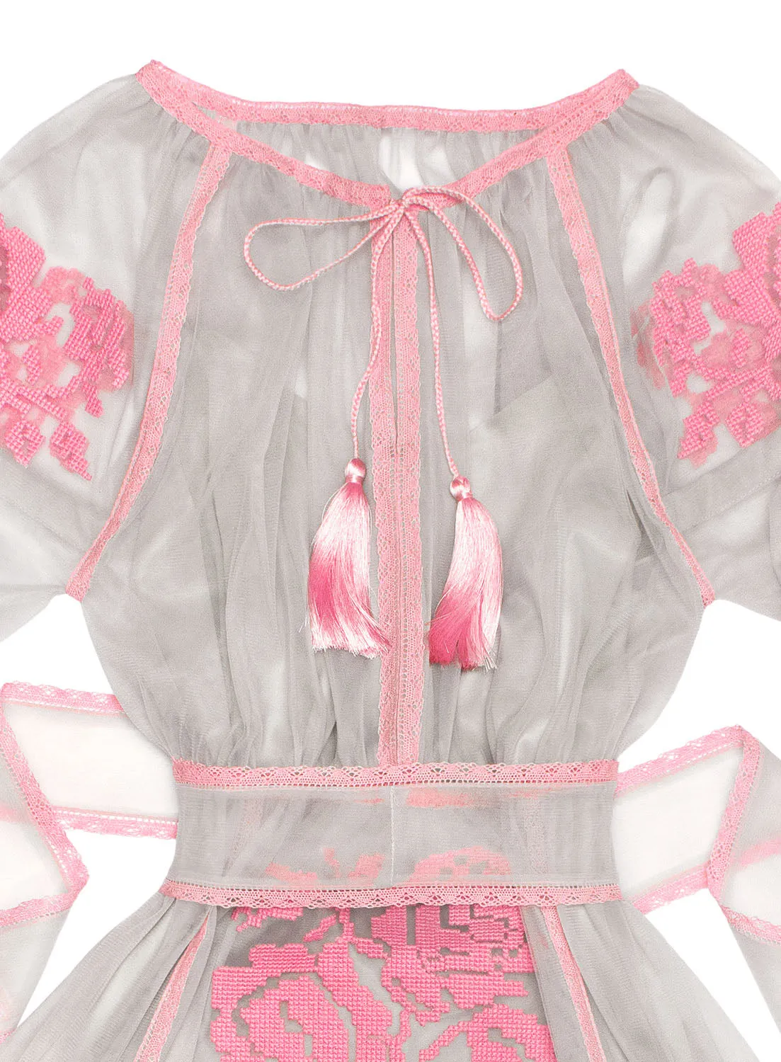 Tulle kaftan with embroidery and lace
