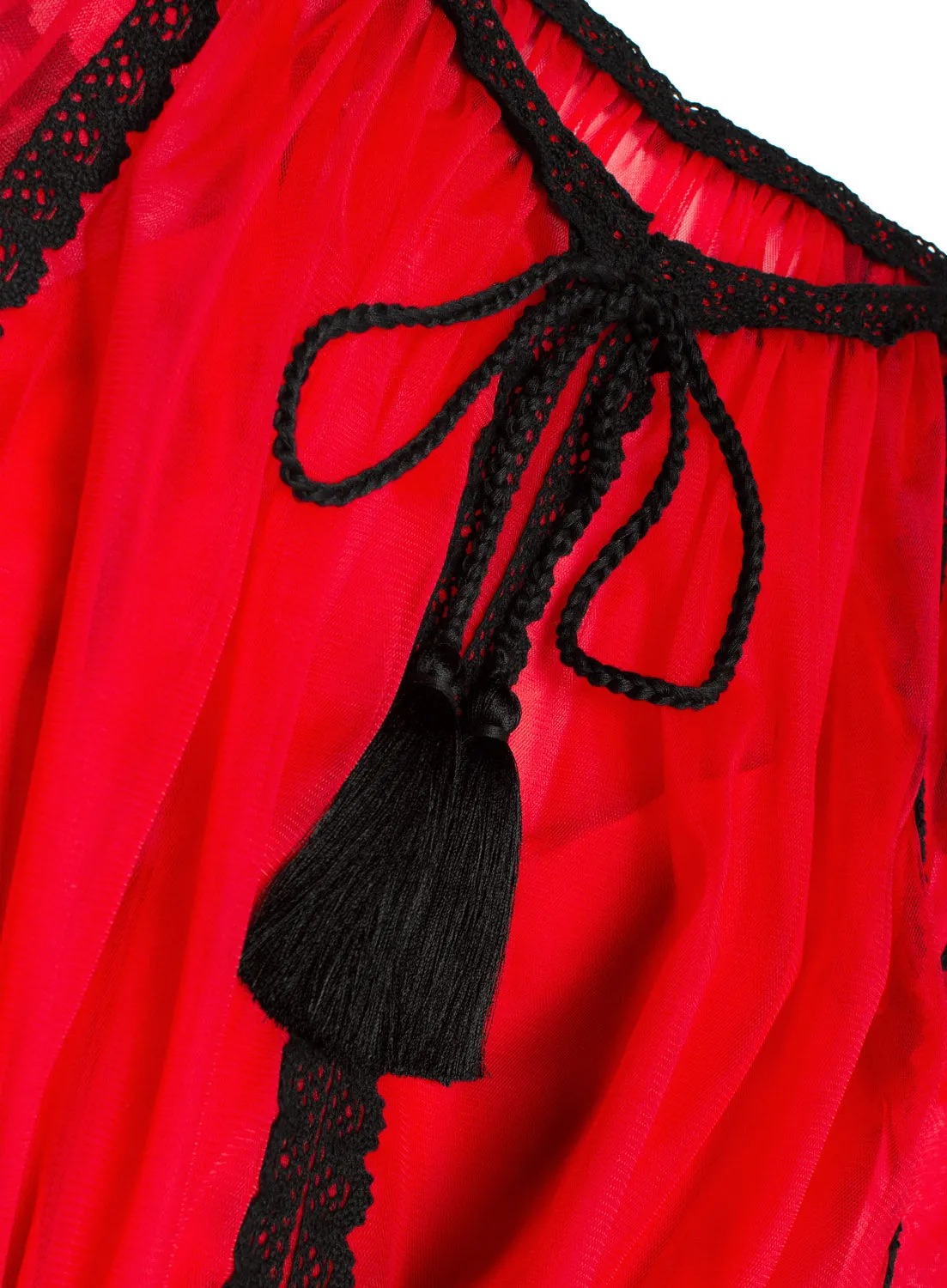 Tulle kaftan with embroidery and lace