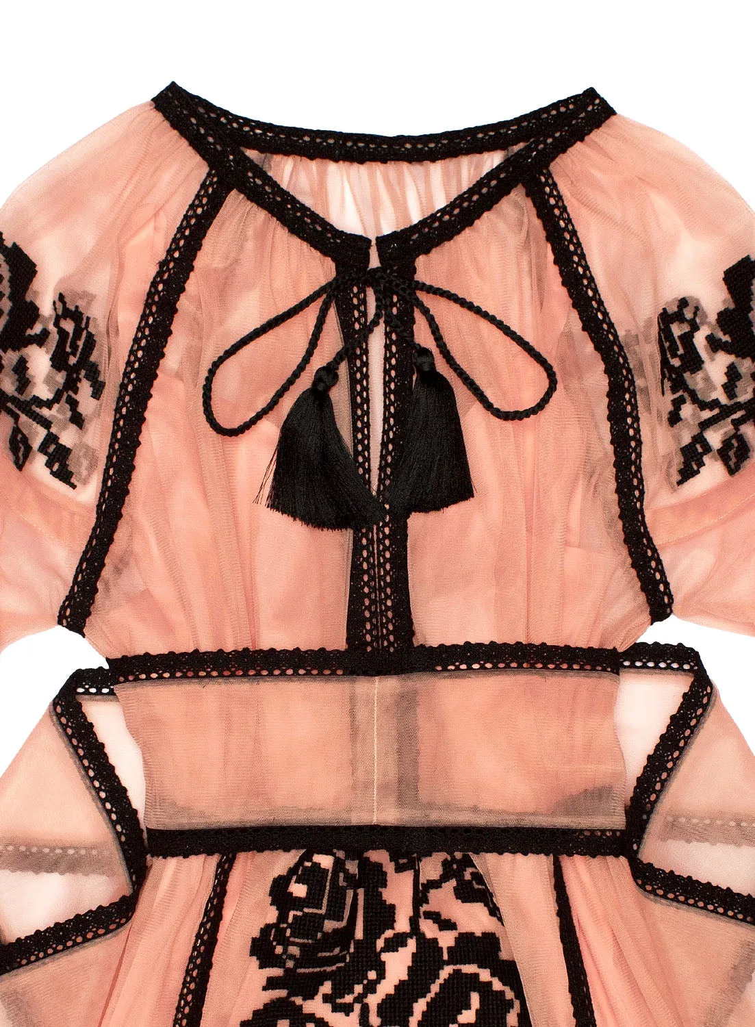 Tulle kaftan with embroidery and lace
