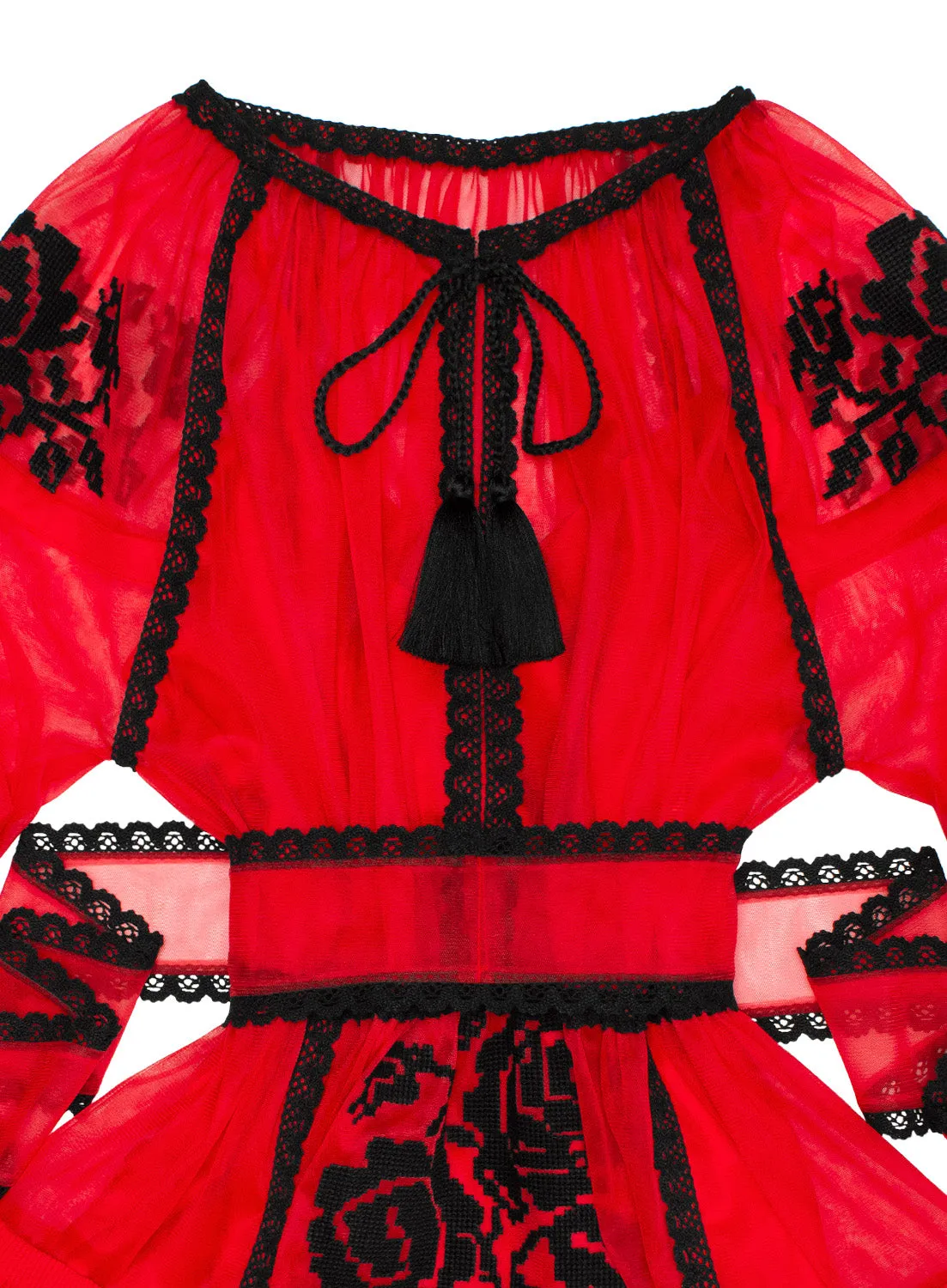 Tulle kaftan with embroidery and lace