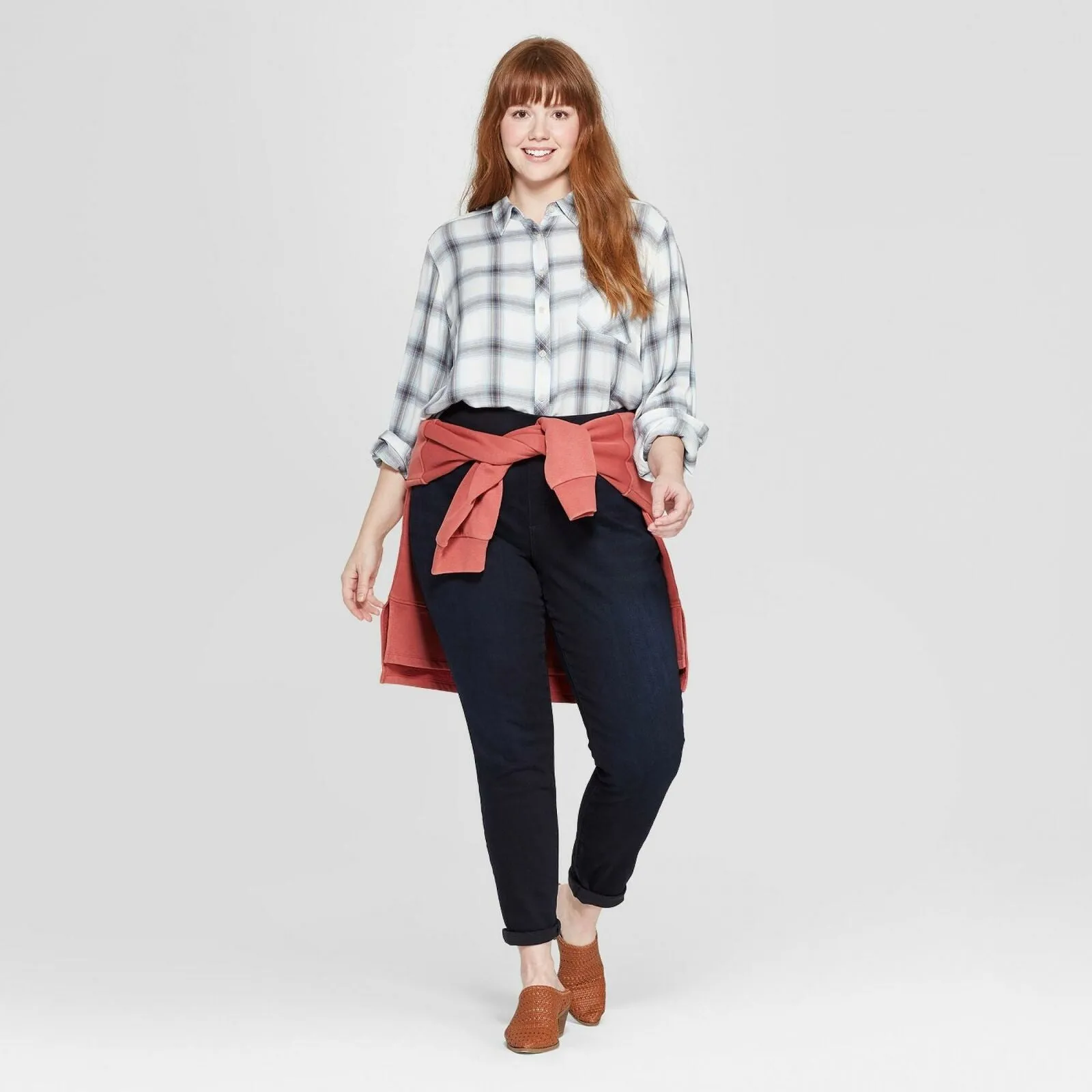 Universal Thread Women's Plus Size High Rise Pull On Jeggings