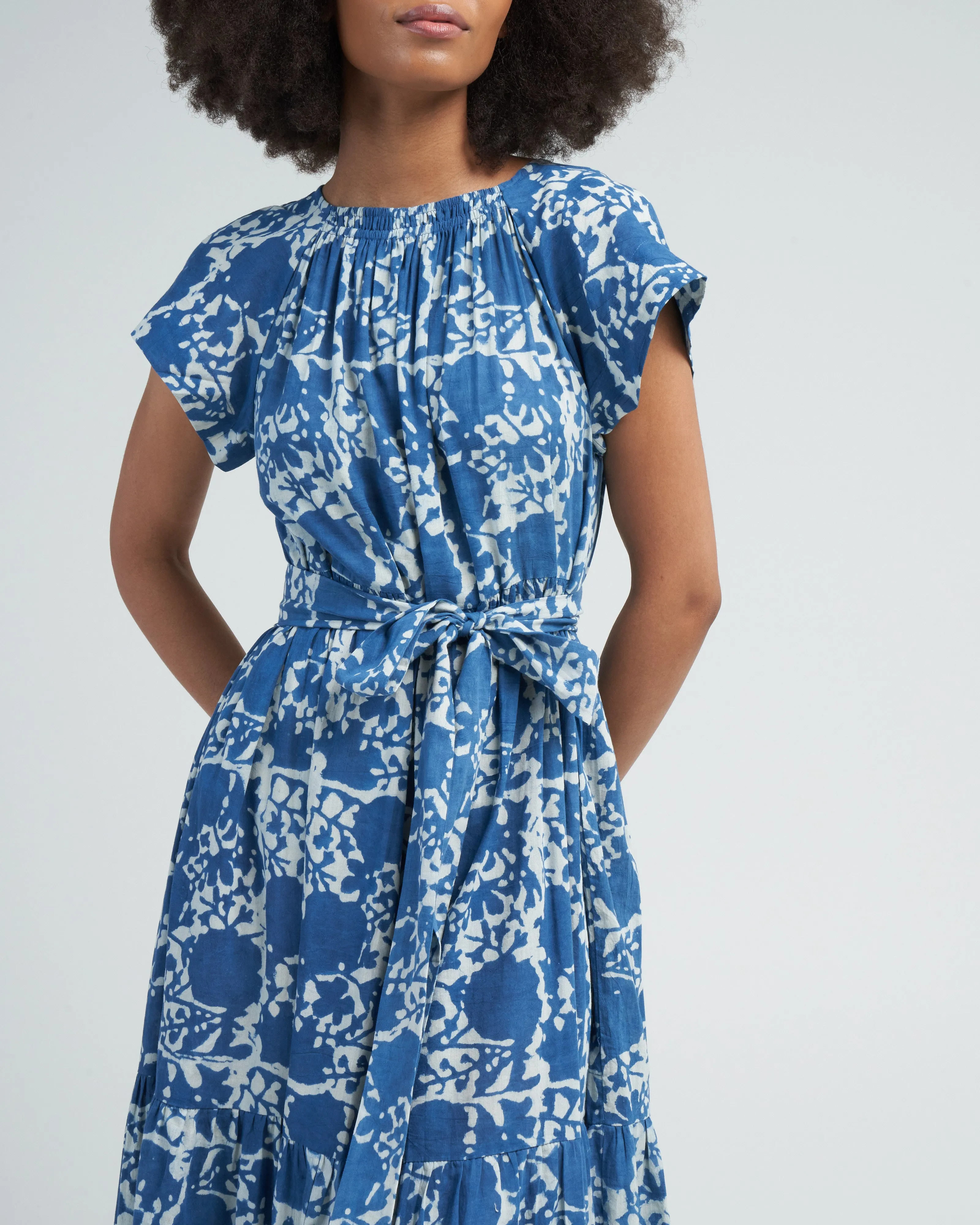 vienna maxi in indigo bloom - blue